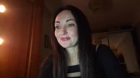 Christina online show from April 23, 8:00 pm