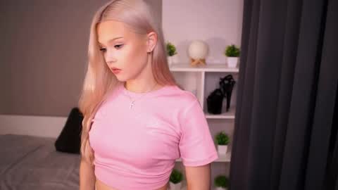 Elsa online show from October 19, 11:07 pm