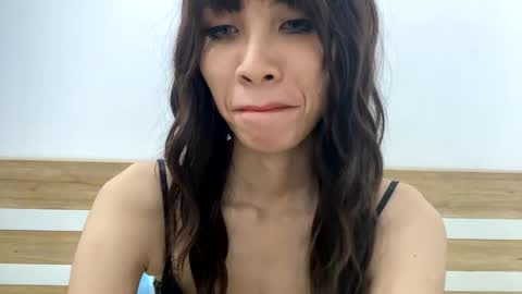 Miriam Schl online show from October 28, 2:12 pm