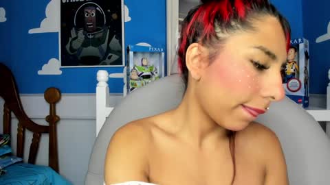Allison online show from January 30, 11:11 am