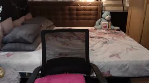 miss angelic15 online show from February 3, 2:53 am