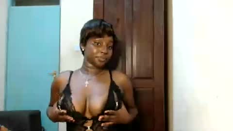 miss_boobieliscious1 online show from June 21, 7:07 pm
