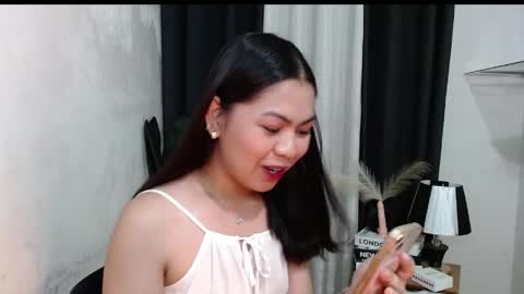 Briella online show from April 14, 2:50 pm