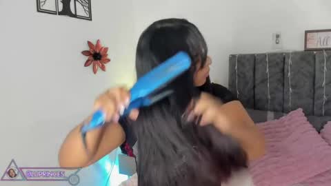 lucy 3 online show from April 18, 7:58 pm