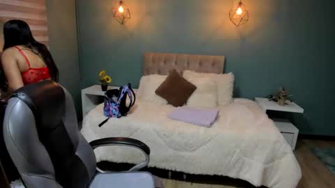 Cataleya online show from November 4, 11:37 am