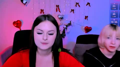 miss_courtney online show from April 11, 8:40 am