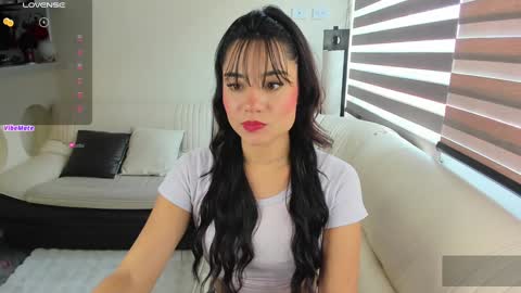 insta    online show from February 5, 2:59 pm