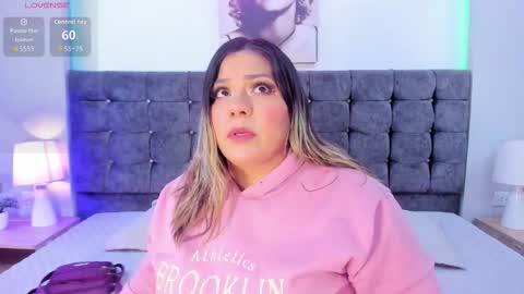 miss_horney online show from November 9, 7:32 pm