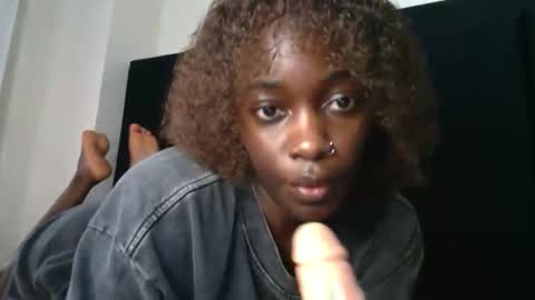 SensuElle  WHAT I DONT SHOW HERE... YOULL ONLY SEE IN PRIVATE  online show from November 10, 5:46 am