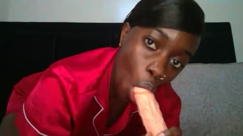 SensuElle  WHAT I DONT SHOW HERE... YOULL ONLY SEE IN PRIVATE  online show from September 22, 6:45 am