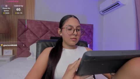 lexy online show from March 9, 8:01 pm