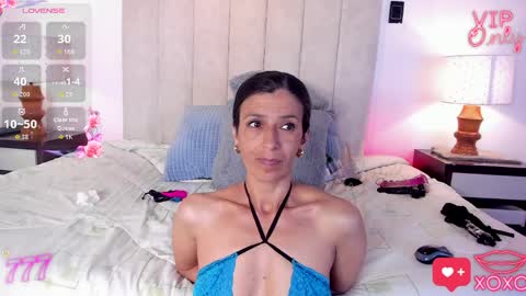 miss_milf_ online show from March 28, 8:41 pm