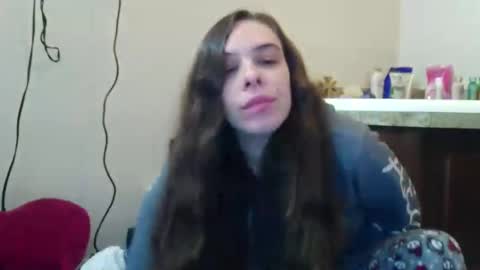 Snapshot of miss_sunshine01 chatting on October 15, 12:35 am Bella online show from October 15, 12:35 am