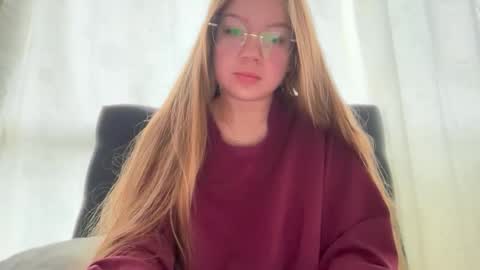 Ameliahs online show from February 13, 1:02 pm