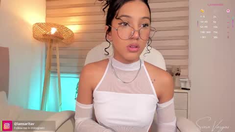 Snapshot of missbrasil_ chatting on October 8, 12:31 pm Sara Vanegas online show from October 8, 12:31 pm