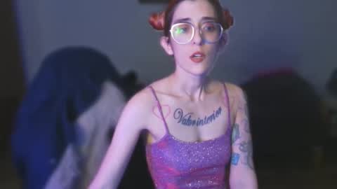 MsGoonBunny online show from April 26, 9:40 am