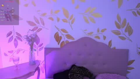 Snapshot of misselektra__ chatting on September 9, 4:12 am ELEKTRA online show from September 9, 4:12 am