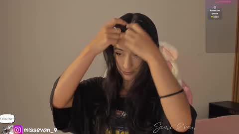 Sami Evan online show from November 21, 1:13 pm