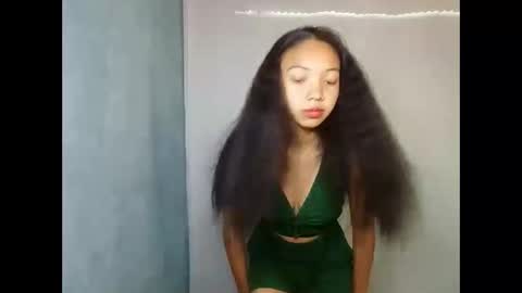 MadagascarQueen online show from April 28, 7:23 am