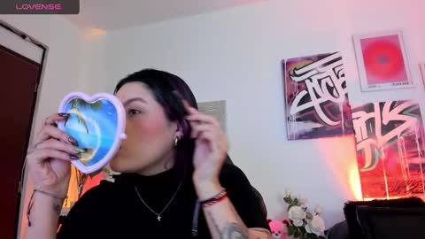 Annie online show from February 23, 4:01 am