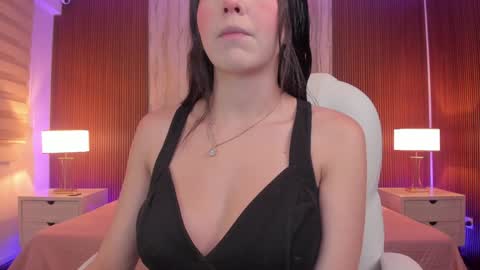 Snapshot of missisabella1 chatting on January 30, 11:33 am Bella Castillo online show from January 30, 11:33 am