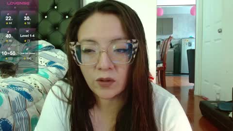 Snapshot of misslady__eva chatting on February 27, 2:21 pm eva online show from February 27, 2:21 pm