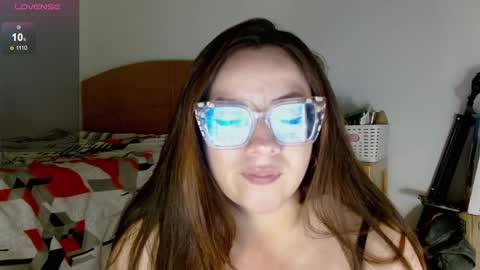 Snapshot of misslady__eva chatting on January 28, 1:18 am eva online show from January 28, 1:18 am