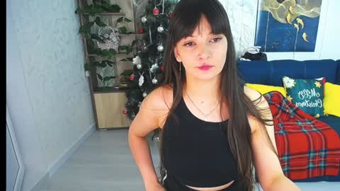 Snapshot of misslauraslim chatting on January 12, 10:34 am MissLaura online show from January 12, 10:34 am