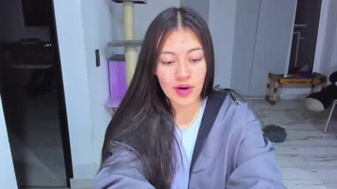 missloren333 online show from November 22, 7:44 am