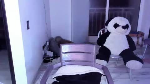 missloren333 online show from October 24, 7:37 am