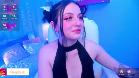 i am lyn online show from December 18, 5:01 am