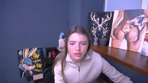 Olivia online show from November 23, 4:30 pm