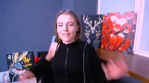 Olivia online show from November 13, 7:35 pm