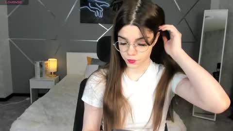 misss_evelyne online show from January 13, 8:08 am