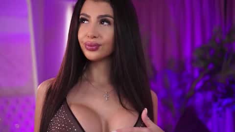 Megann online show from September 26, 8:01 am