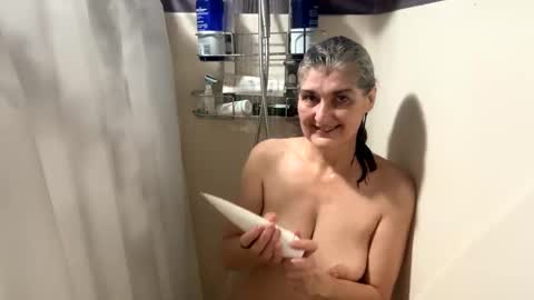 Miss Spooky Silverstacker online show from February 27, 11:52 am