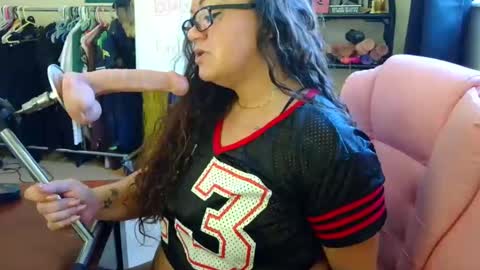 Misssuckalot 3 online show from October 30, 6:20 pm