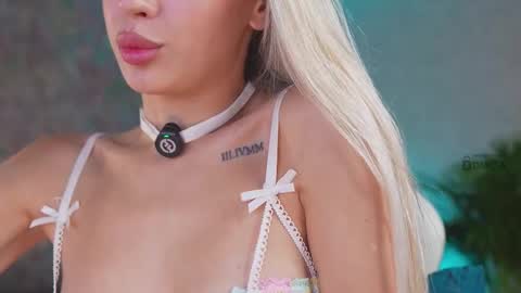 Snapshot of misstics_ chatting on October 18, 3:26 pm Eva online show from October 18, 3:26 pm