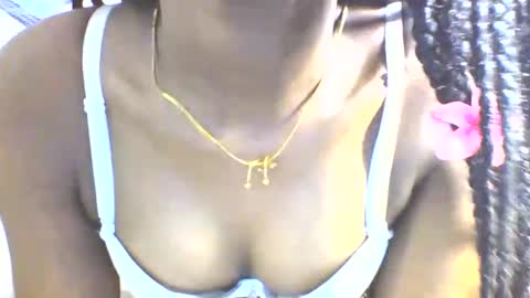 missvee1999 online show from November 10, 10:27 pm