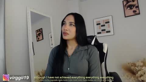 missvirggii online show from November 11, 10:18 pm