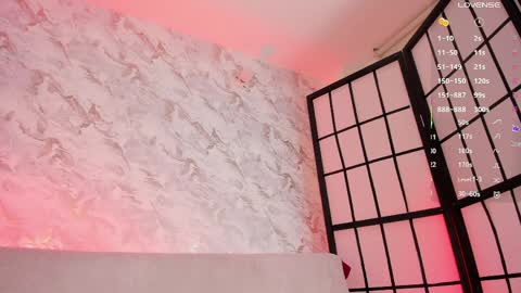 Pau OFmissweetpeach online show from April 2, 12:41 am