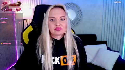 missyymarty online show from April 11, 7:45 am