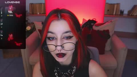 Marcelline online show from November 13, 10:25 am