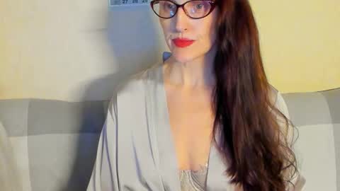 Victoria Eden online show from March 28, 8:19 pm