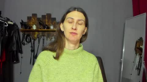 Snapshot of mistress_pamela_ chatting on December 7, 3:36 am Mistress Pamela online show from December 7, 3:36 am