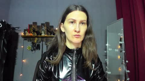 Snapshot of mistress_pamela_ chatting on January 19, 5:37 am Mistress Pamela online show from January 19, 5:37 am