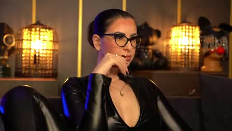 Mistress Kelly online show from March 30, 11:04 pm