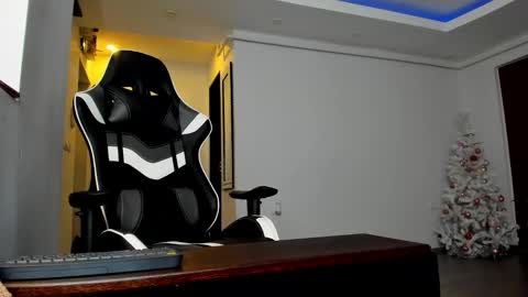 Mistress KiRa online show from November 23, 4:19 pm