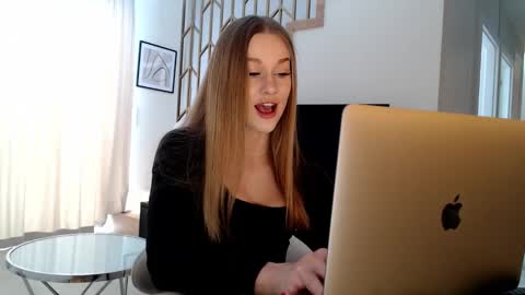 mistressuniverse online show from February 12, 11:56 am