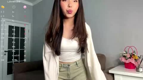 Mei  online show from May 30, 10:35 am